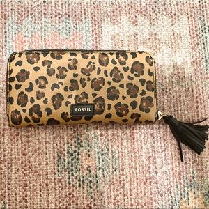 Cheetah print fossil wallet